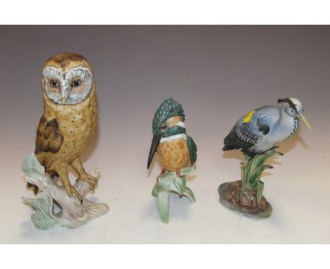 A GOEBEL KINGFISHER & OWL FIGURES & ANOTHER
