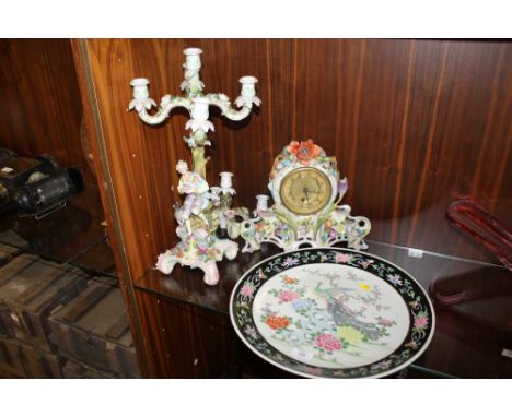A LARGE ORIENTAL STYLE PLATE & A CERAMIC CLOCK & CANDLESTICK MANTLE SET A/F