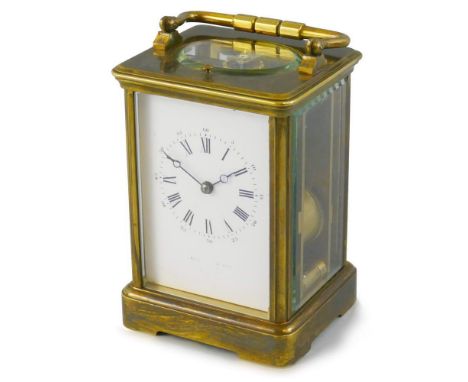Goldsmiths Alliance - a late 19th century brass repeating carriage clock, the white enamel dial with Roman numerals, signatur