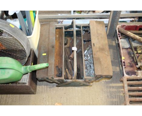A cantilever tool box and part contents
