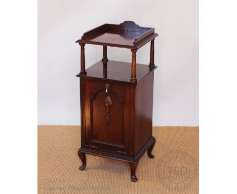 A 19th century mahogany bed steps commode, of serpentine form, 43cm H x 46cm W x 48cm D, with a walnut coal purdonium (lackin