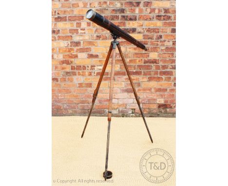 A large early 20th century T.Cooke & Sons Ltd London and York military issue tripod telescope, No.152, the two drawer body wi