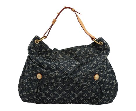 LOUIS VUITTON Shopper "DAILY GM". Koll. 2011. Monogram Denim Serie mit goldfarbener Hardware und naturbelassenem Leder. Zwei 