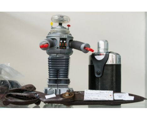 R Heinisch c.1900 taylors scissors, a leather cased hipflask and a modern toy robot