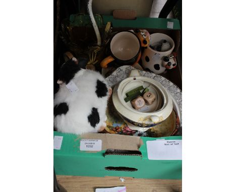 A quantity of glass, ceramics, including sauce ladle and ornaments, including three Royal Winton 'National Danes' dishes 