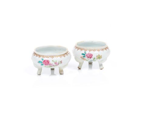 A pair of tripod saltcellarsChinese export porcelainPolychrome floral "Famille Rose" enamelled decorationQianlong reign (1736