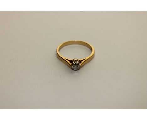 An 18ct gold diamond solitaire ring, approximately 0.25ct, size M.