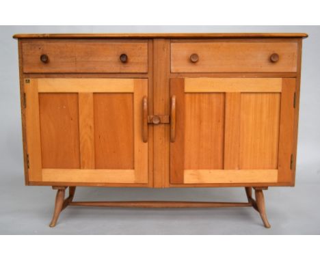 An Ercol Golden Dawn sideboard with fitted cutlery drawers, 127 x 50 x 89cmH