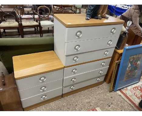 Modern light oak topped six drawer bedroom chest and accompanying bedside cabinet (2)