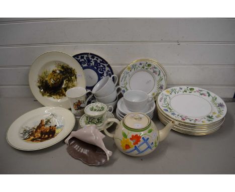 Mixed Lot: Various ceramics to include Royal Worcester, floral decorated plates, tea wares etc