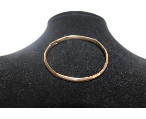 A tests for 9ct gold bangle 4.18 grams 