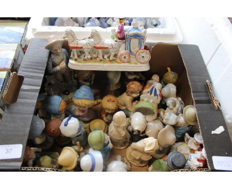A large job lot of assorted ceramic figures. Postage unavailable 