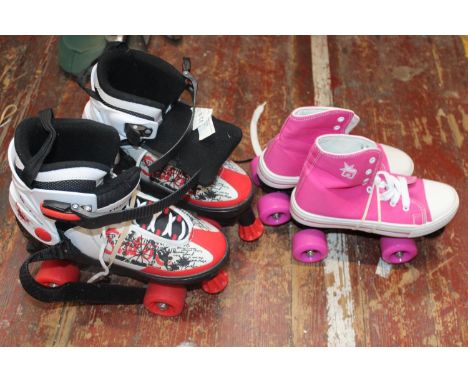 2 pairs of Roller skates 
