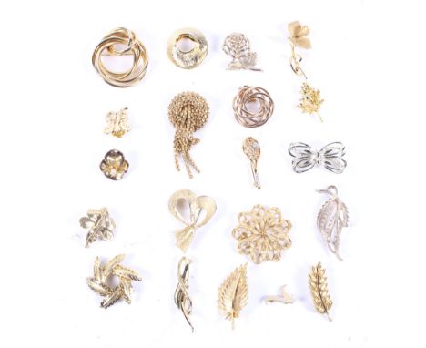 Twenty vintage gold plated brooches. Including including bows, flowers, etc.