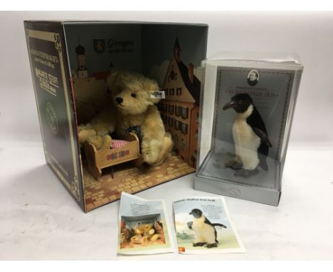 A Steiff Geingen Teddy bear set and a boxed Steiff penguin (2).
