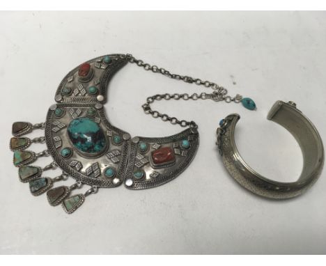 A silver 925 wide section made and stone set necklace together with a bangle and earrings