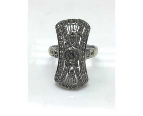 A 14ct white gold diamond ring. Size approx K, weight approx 4.10g
