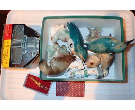 Box of ceramic wall mounted birds Barry Island figurines horse tie pin and Orion camera 