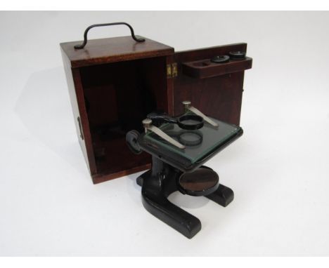 A Spencer Buffalo USA microscope platform in wooden case, case is 19cm tall 