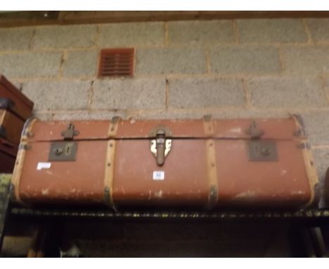 BROWN FIBRE TRAVEL TRUNK