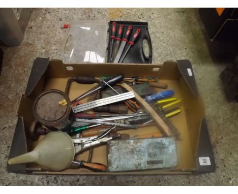 CARTON OF MIXED HAND TOOLS