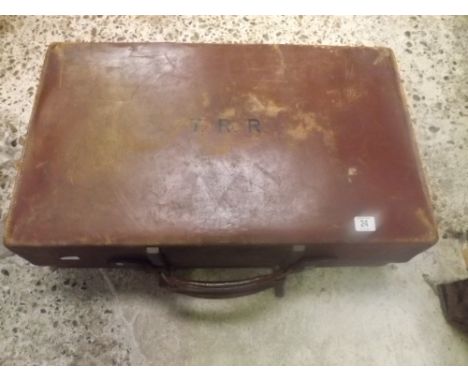VINTAGE LEATHER ADJUSTABLE SUITCASE BY REVELATION