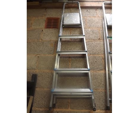 FOUR STEP ALUMINIUM STEP LADDER