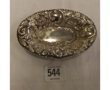 A LATE VICTORIAN SILVER OVAL DISH - B'HAM 1900