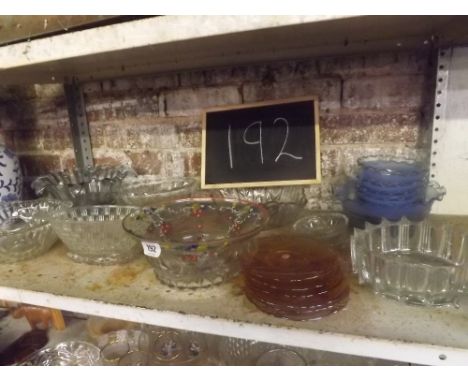 SHELF WITH VARIOUS GLASS DECORATIVE BOWLS