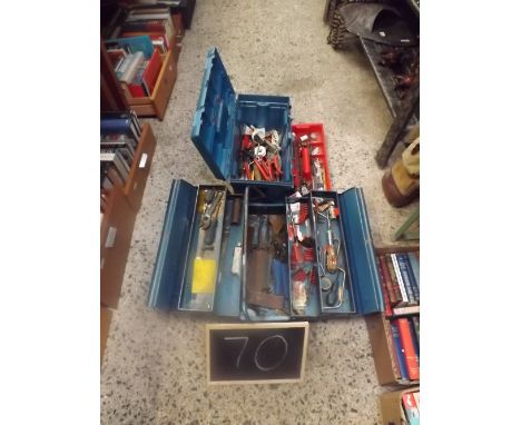 ONE BLUE CANTILEVER METAL TOOL BOX &amp; A BLUE TOOL BOX CONTAINING MISC HAND TOOLS