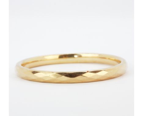 A hallmarked 9ct gold bangle, dia. 7.8cm. Approx. 15.9gr.&nbsp;