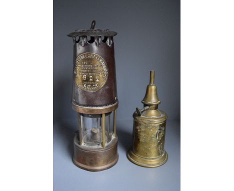 Protector Lamp & Lighting Co Ltd, Eccles, Manchester; Type SL Miners Lamp No.821 25cm high; brass Pigeon Lampe Marveilleuse l