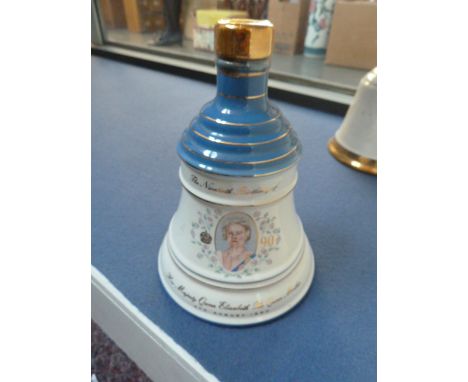 Unopened Bell's Old Scotch Whisky Commemorative Decanter for 90th Birthday Queen Mother, Genuine Wade Porcelain (75cl)