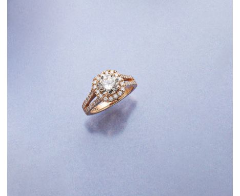 14 kt Gold Ring mit Brillanten,   RoseG 585/000, Mittelstein ca. 1.65 ct get./p1, doppelreihige Ringschiene bes. mit Brillant