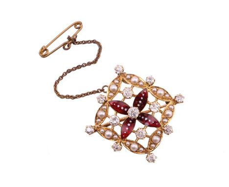 An Edwardian lozenge shape diamond brooch, the openwork mount set with thirteen diamonds of approximately 0.80 carats combine