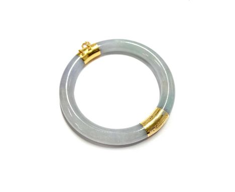 A green and lavender jadeite hinged bangle, featuring two half circles of 9.2 mm wide jadeite in a pale greyish-green colour 