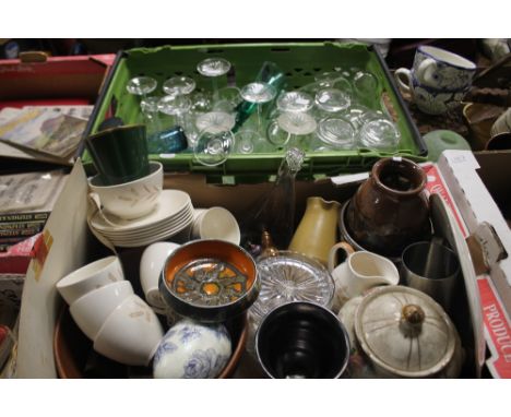 A TRAY OF CERAMICS TO INCLUDE POOLE TOGETHER WITH A TRAY OF GLASSWARE (TRAYS NOT INCLUDED)