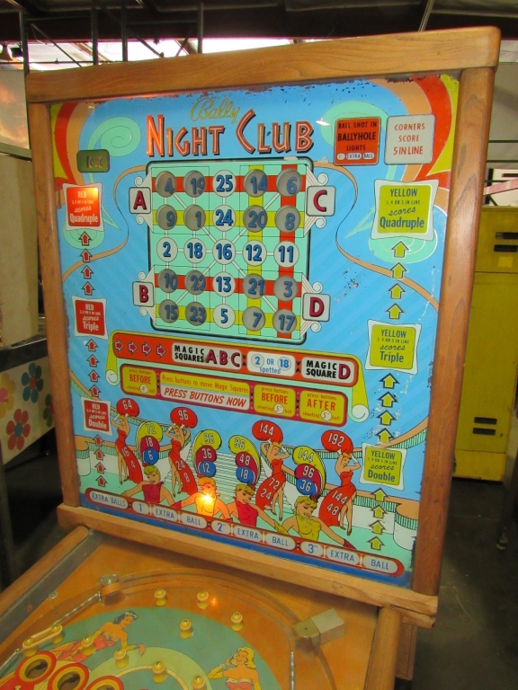 BALLY BINGO NIGHT CLUB ANTIQUE BINGO SHAKER GAME Item is in used ...