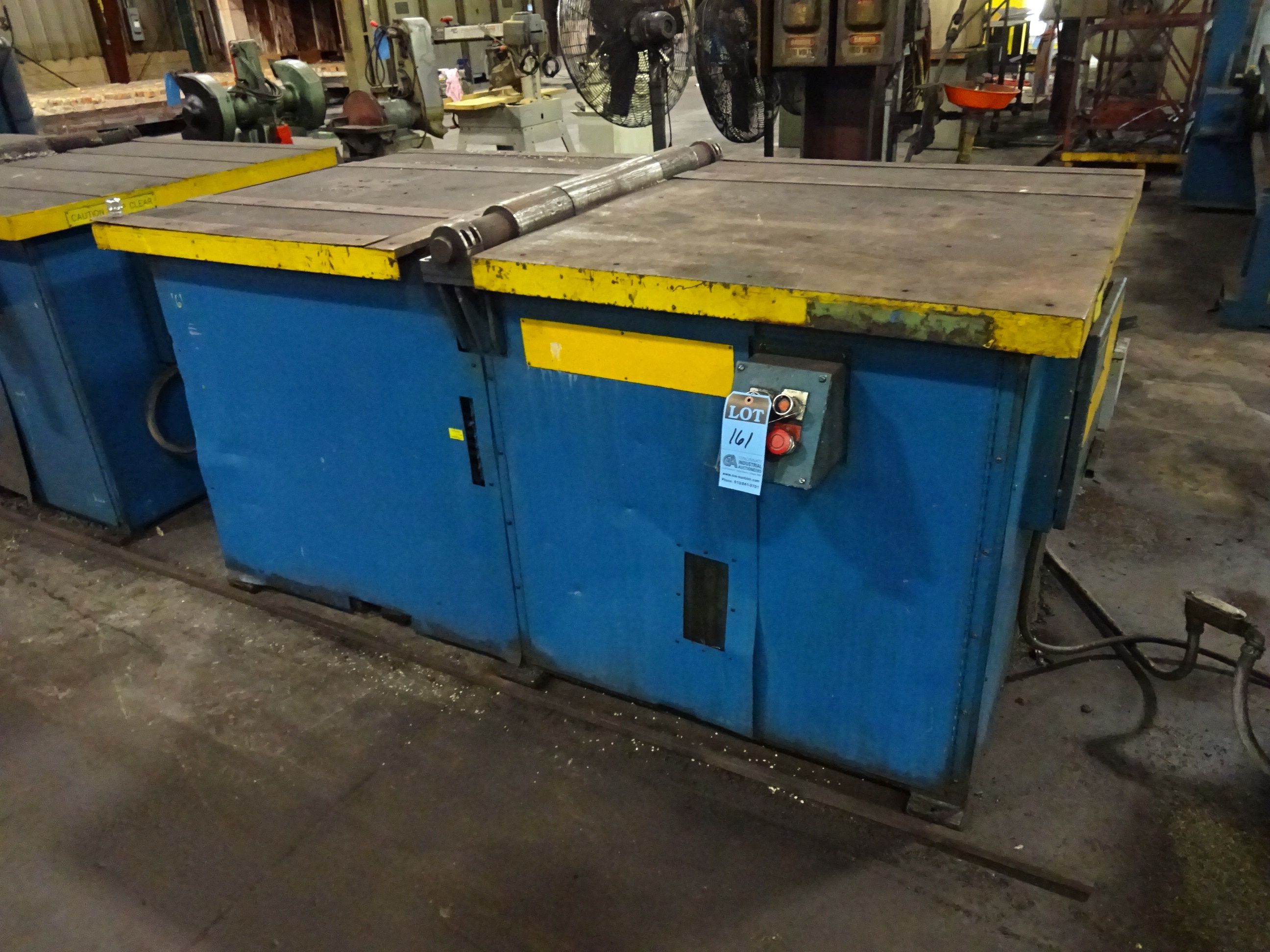 6,000 LB. CAPACITY STEEL PLATE / DIE FLIPPING MACHINE UP TO 3" THICK
