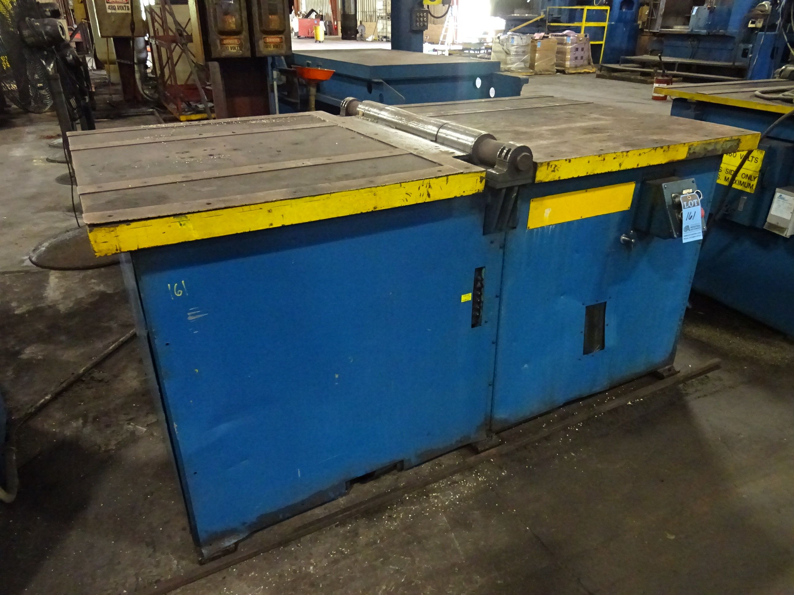 6,000 LB. CAPACITY STEEL PLATE / DIE FLIPPING MACHINE UP TO 3" THICK