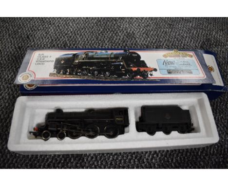 A Bachmann 00 gauge 4-6-0 Class 4 Loco &amp; Tender 75032, cat no 31-102 in original window display box