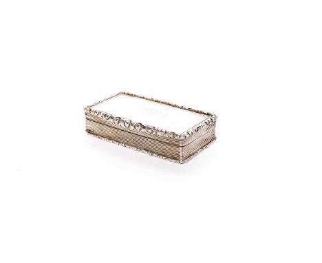 WILLIAM IV SILVER SNUFF BOXmaker Edward Smith, Birmingham 1836, of rectangular form and with gadrooned border, with engine tu