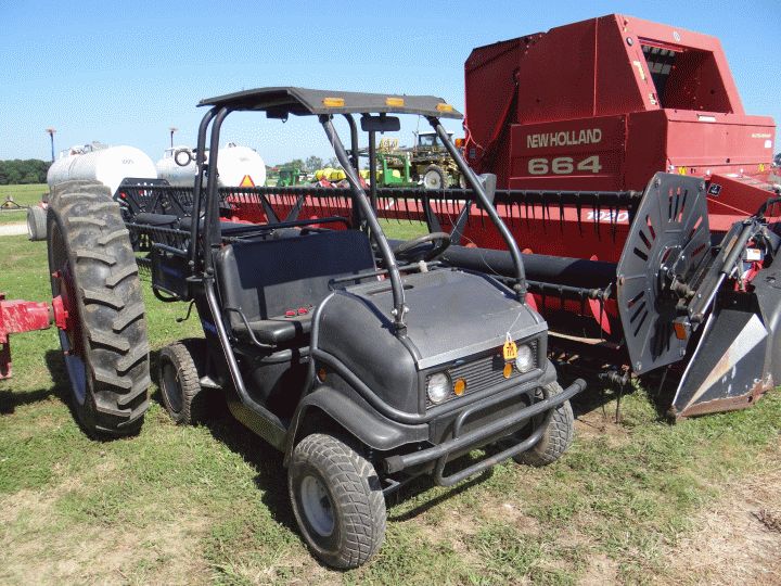 Lot 771 Chuck Wagon SidebySide, 2011 2wd, New Starter, Just