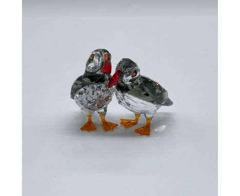 Part if the Feathered Beauties collection. An adorable pair of puffins beautifully crafted in clear crystals with red, black 