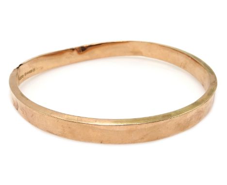 9ct rose gold bangle Chester 1925, approx 11.8gm Condition Report & Further Details splits and dentsClick here for further im