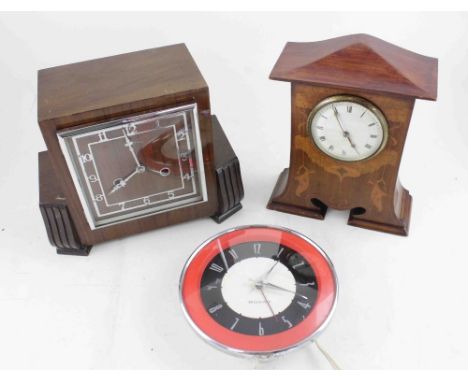 A marquetry inlaid mahogany Art Nouveau mantel clock, the dial set with Roman numerals, height 25cm, a Bentimo square dial Ar