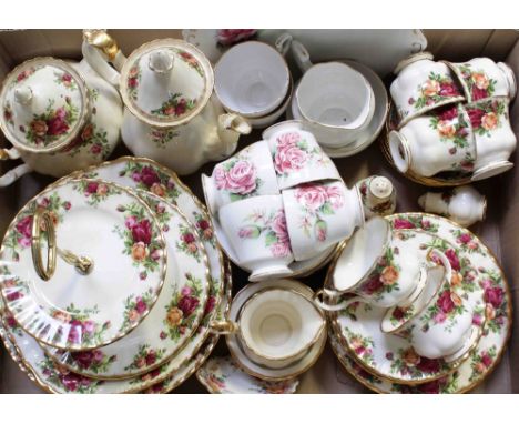 A Royal Albert 'Old Country Roses' part dinner and tea service comprising seven dinner plates, six starter plates, six side p