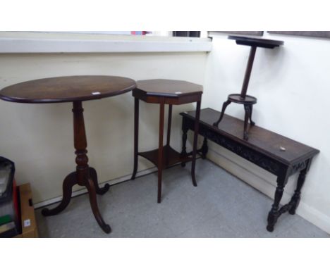 Small furniture: to include an Edwardian string inlaid mahogany occasional table, the octagonal top raised on square legs  28