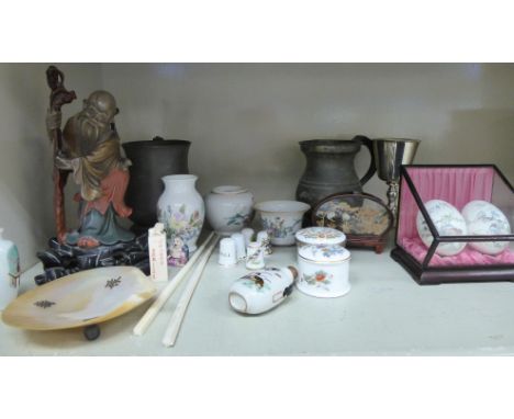 A mixed lot: to include ceramic trinket boxes; and two 19thC pewter tankards         OS2