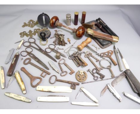 COLLECTABLES including an American Military compass by W &amp; L E Gurley Troy New York, USA, vintage pocket knives, Platinum